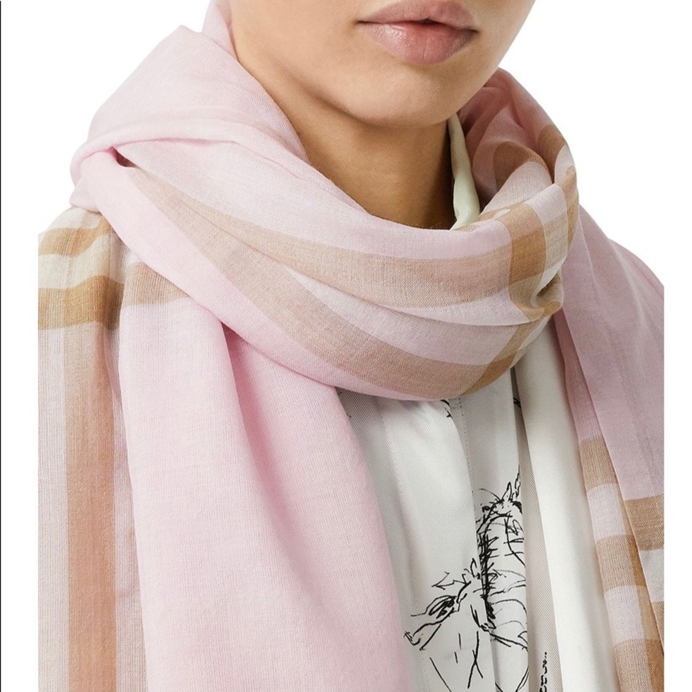 NEW!!! With tags!!! Lightweight Wool & Silk Scarf